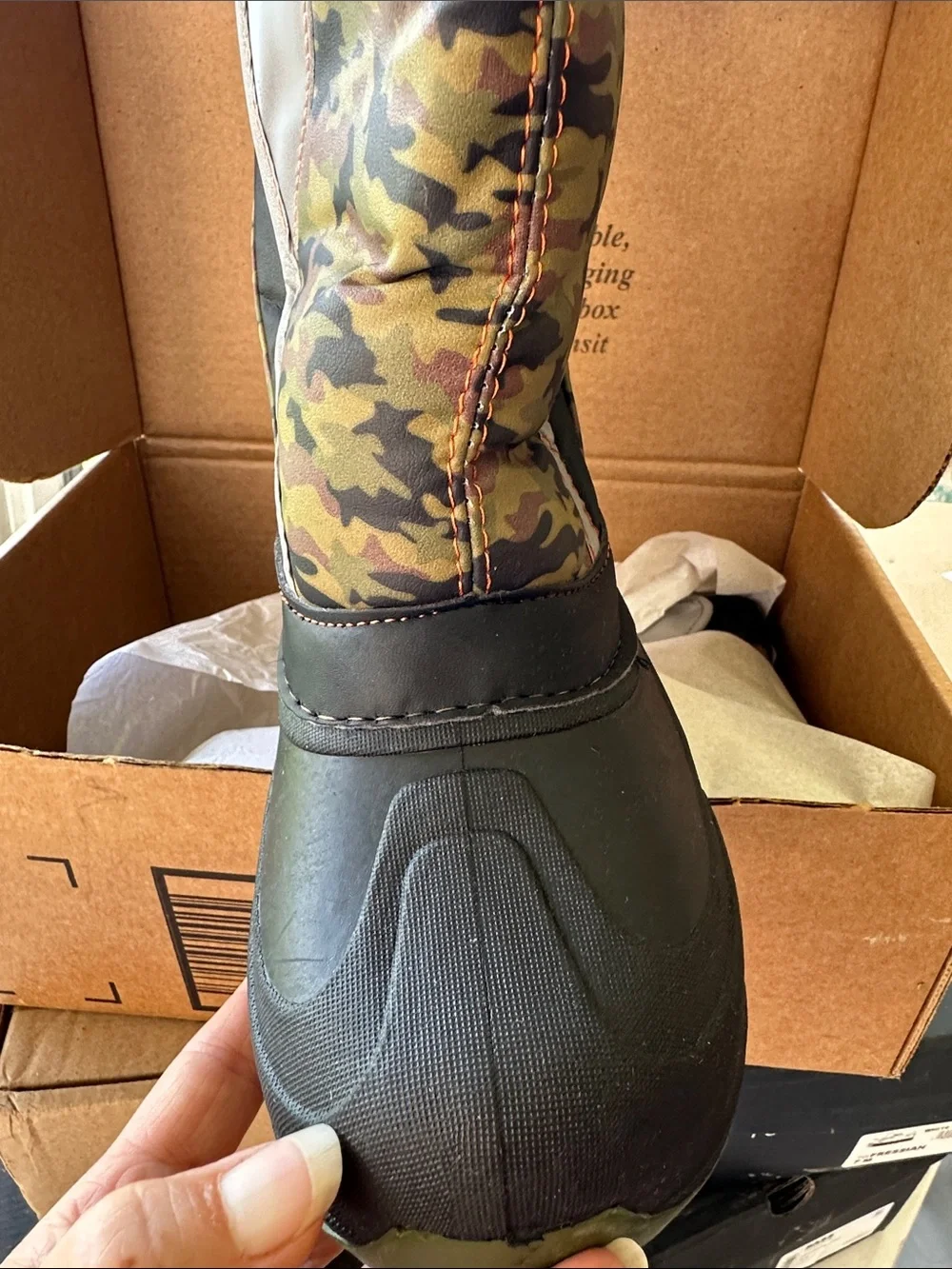 Western Chief Sub Zero Waterproof Snow Boot in Camo Kid Sz 2